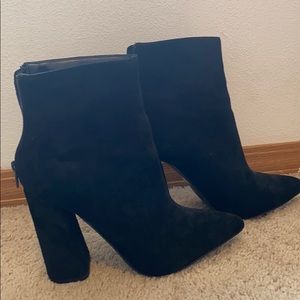heel bootie